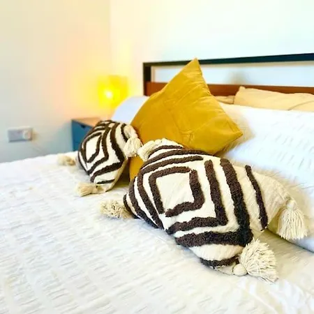Holiday home Modern Chic Summer Retreat. Newquay (Cornwall)